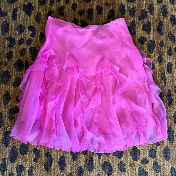 Lauren pink chiffon skirt. - Picture 4 of 5